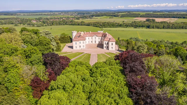 Vue aérienne du château de Ray-sur-Saône et de son parc - Vesoul-Val de Saône