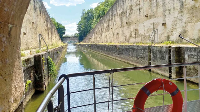 Traversée du tunnel de Savoyeux à bord de l'Audacieux- Vesoul - Val de Saône