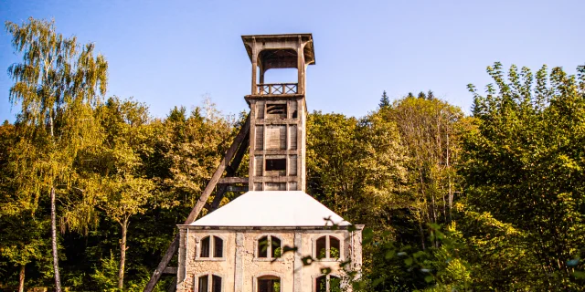 Puits Sainte-Marie, vestige du passé minier de Ronchamp - Vosges du Sud