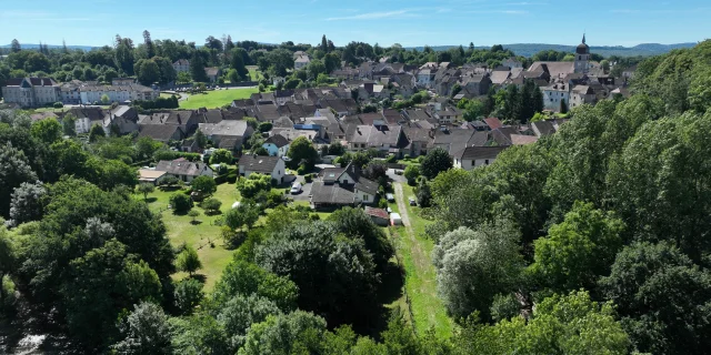 Vue aérienne de la Cité de Caractère de Villersexel - Vallée de l'Ognon