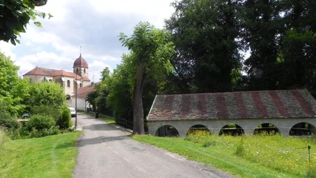 Vue sur la Cité de Caractère de Rioz - Vallée de l'Ognon