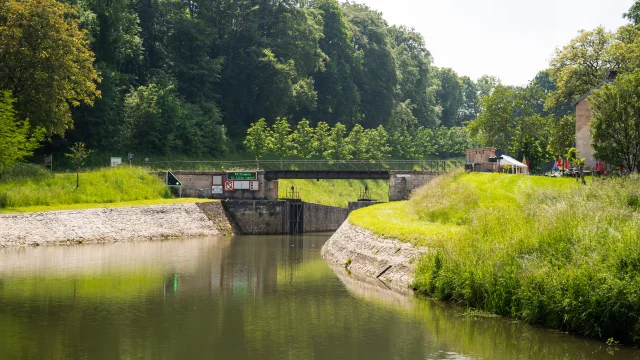 Tunnel canal de Saint-Albin sur la Saône - Vesoul - Val de Saône