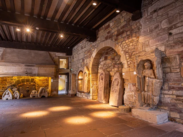 Vestiges que l'on retrouve au musée de la Tour des Echevins - Luxeuil-les-Bains - Vosges du Sud